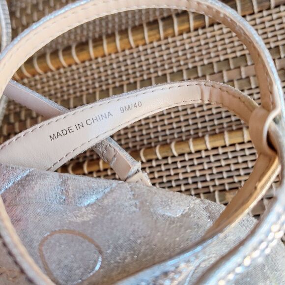 Jessica Simpson Silver Quilted Gladiator Strap Sandals Women's Size 9 - Picture 9 of 13